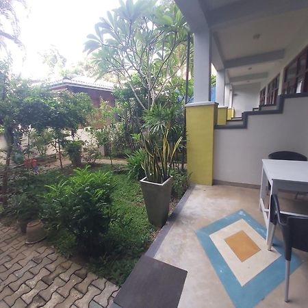 Hotel Aaradhya Mirissa Extérieur photo