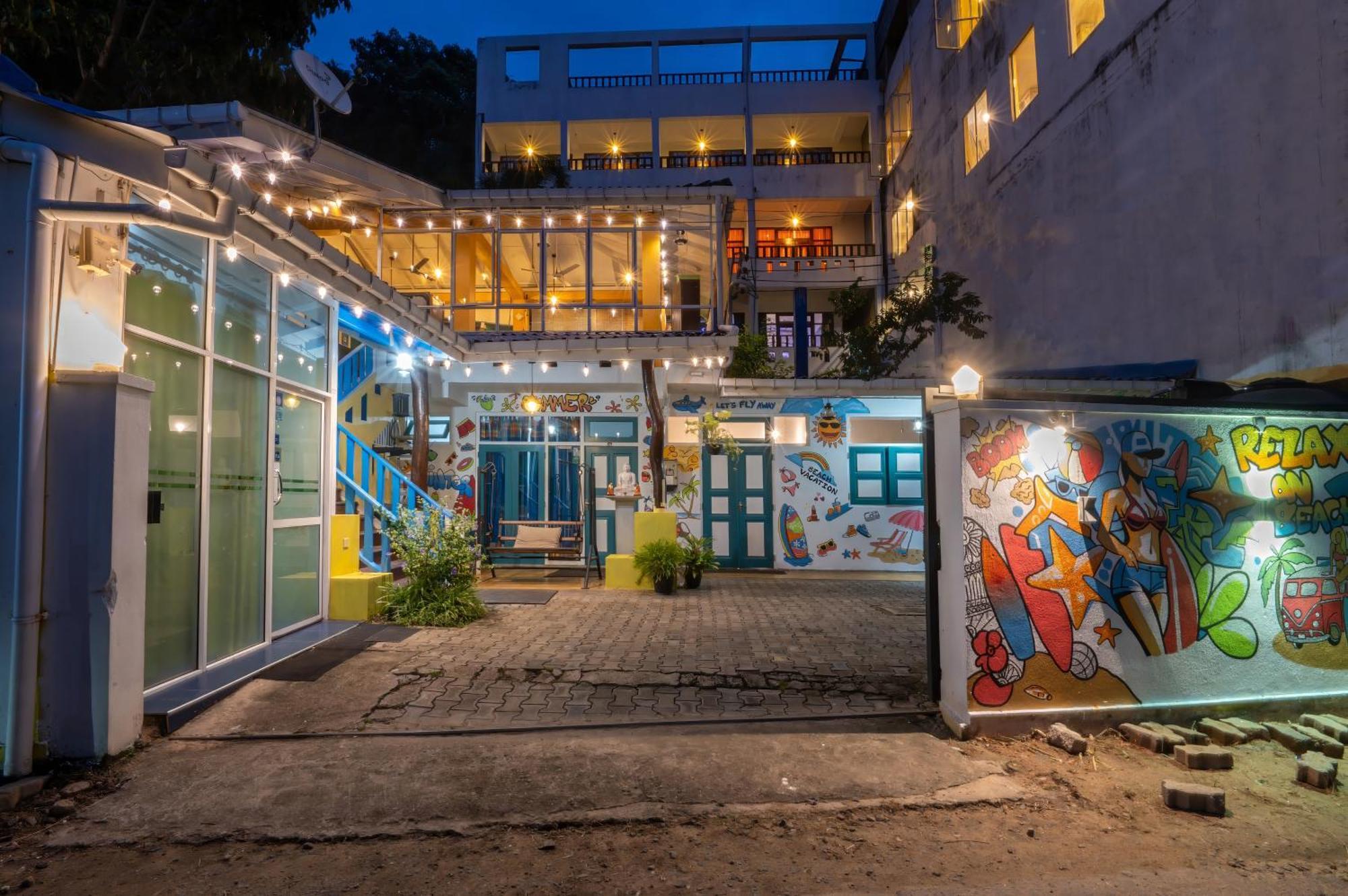 Hotel Aaradhya Mirissa Extérieur photo