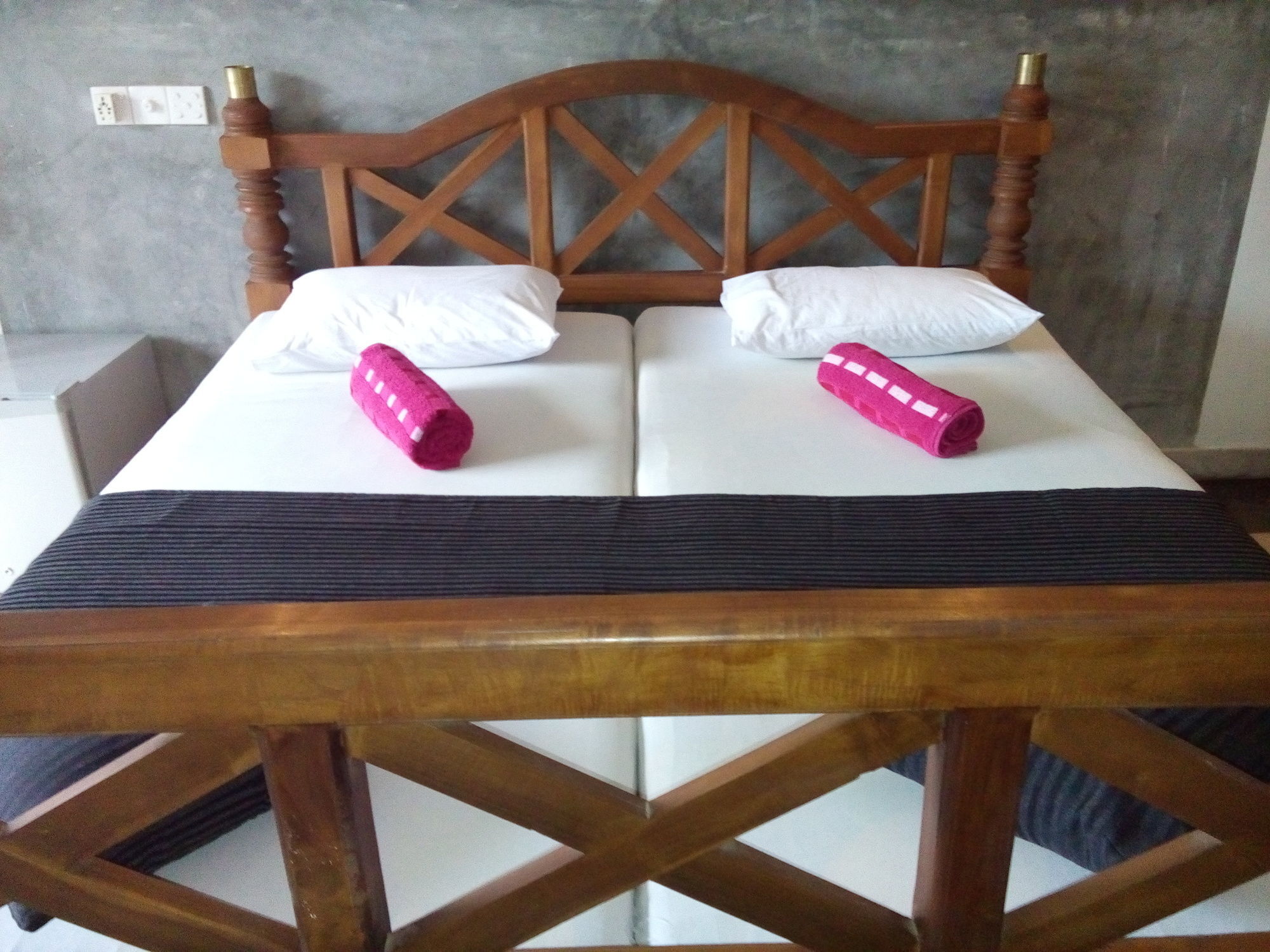 Hotel Aaradhya Mirissa Extérieur photo