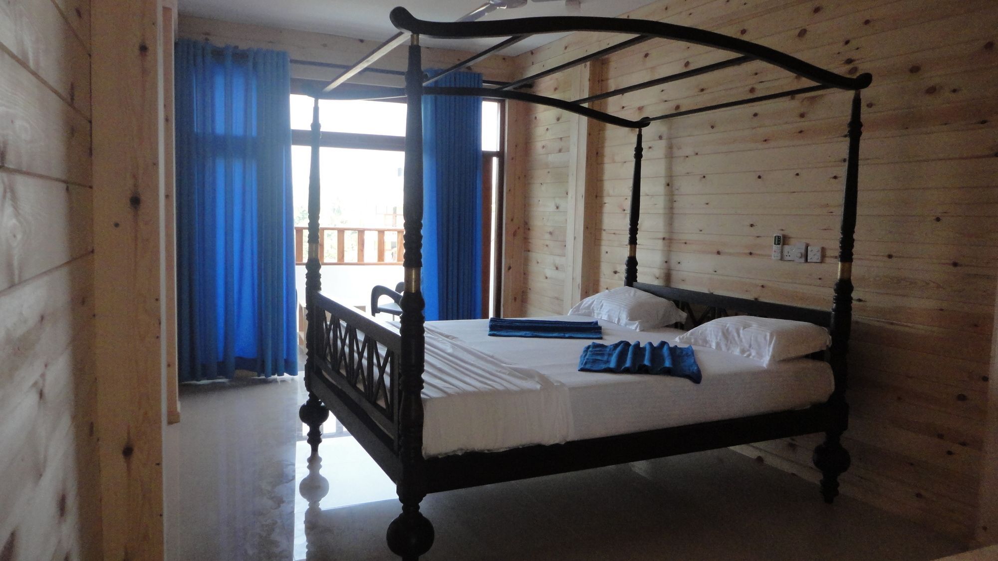 Hotel Aaradhya Mirissa Extérieur photo